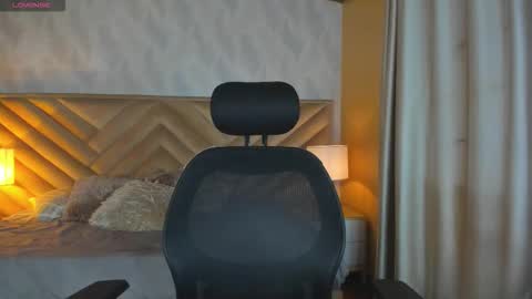 Alice online show from November 25, 2025, 9:04 pm