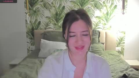 Alice online show from November 30, 2025, 5:28 pm