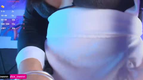 Snapshot of aliceusen chatting on November 8, 2025, 9:13 pm Alice online show from November 8, 2025, 9:13 pm