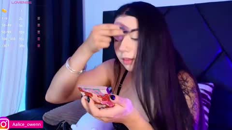 Snapshot of aliceusen chatting on November 13, 2025, 10:19 pm Alice online show from November 13, 2025, 10:19 pm