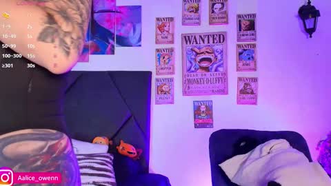 Snapshot of aliceusen chatting on November 23, 2025, 11:04 pm Alice online show from November 23, 2025, 11:04 pm