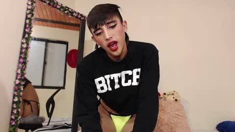 Snapshot of aliceusher_1 chatting on January 17, 2025, 11:07 pm J Ruiz online show from January 17, 2025, 11:07 pm