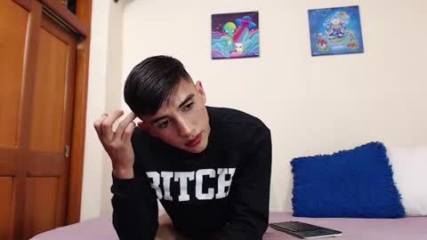 Snapshot of aliceusher_1 chatting on September 17, 2025, 11:17 pm J Ruiz online show from September 17, 2025, 11:17 pm