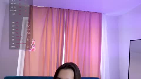 Snapshot of aliceweiss_ chatting on March 2, 2025, 5:01 am Alice online show from March 2, 2025, 5:01 am