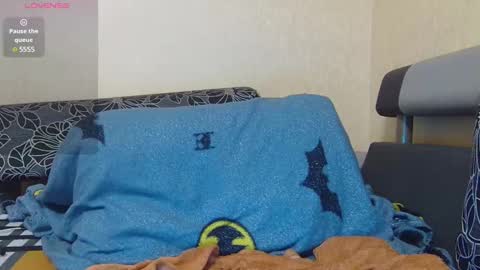 AliceWoolfy online show from February 8, 2025, 8:42 pm