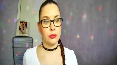 AlicexFresh online show from April 5, 2026, 8:44 am