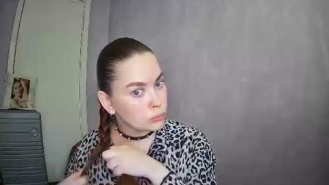 AlicexFresh online show from June 8, 2026, 8:37 am