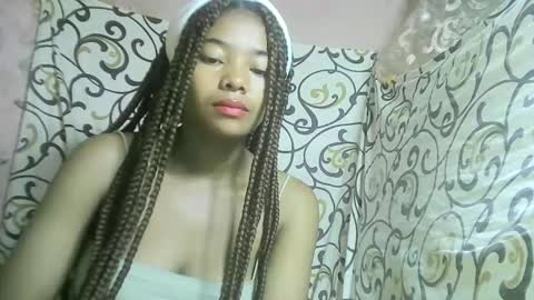 alicia9794 online show from November 14, 2025, 6:12 am