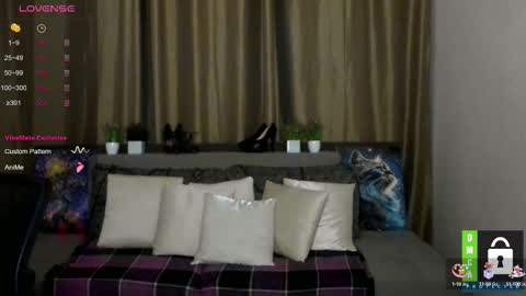 Snapshot of alicia_folow chatting on October 5, 2025, 5:22 pm Alicia online show from October 5, 2025, 5:22 pm