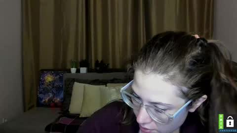 Snapshot of alicia_folow chatting on October 9, 2025, 11:08 am Alicia online show from October 9, 2025, 11:08 am