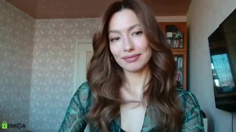 Alicia online show from October 8, 2025, 4:43 am