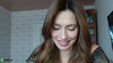 Alicia online show from November 22, 2025, 9:19 am