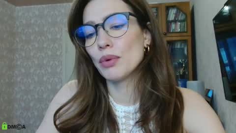 Alicia online show from February 5, 2026, 4:28 am