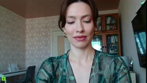 Alicia online show from July 23, 2026, 4:54 am