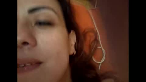aliciaalqamar online show from April 30, 2026, 3:51 pm