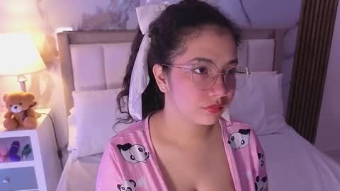 LUNA online show from February 11, 2026, 11:48 am