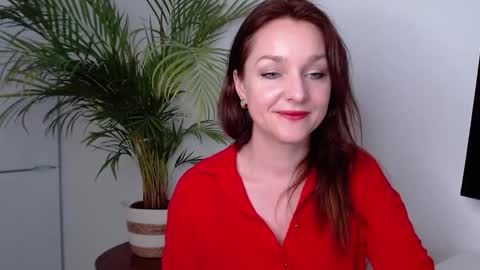 Snapshot of alicialux chatting on March 11, 2025, 11:23 am Alicia online show from March 11, 2025, 11:23 am