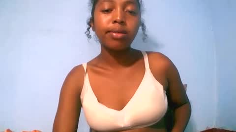 Snapshot of alicianah chatting on January 8, 2026, 10:23 pm alicianah online show from January 8, 2026, 10:23 pm