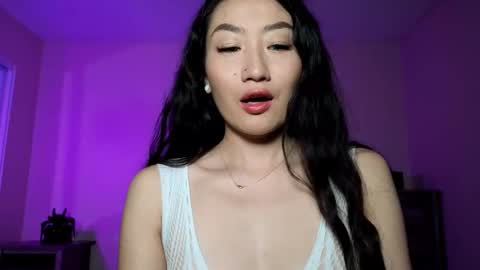 Snapshot of aliciaz3 chatting on November 2, 2025, 2:08 pm Alicia Hebi online show from November 2, 2025, 2:08 pm