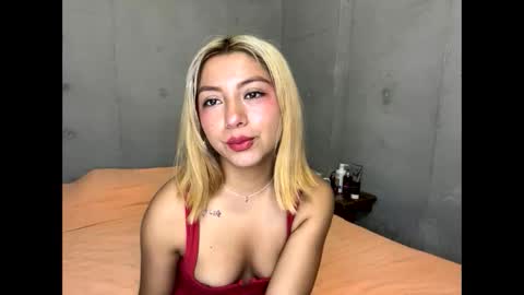 Karla Oconoor online show from April 30, 2026, 2:40 am