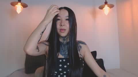    online show from April 10, 2026, 1:33 am