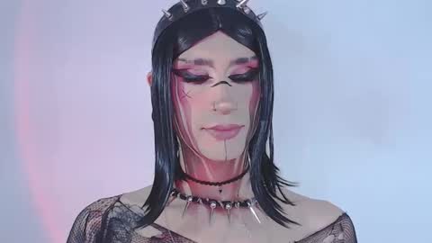     online show from April 21, 2026, 1:07 am