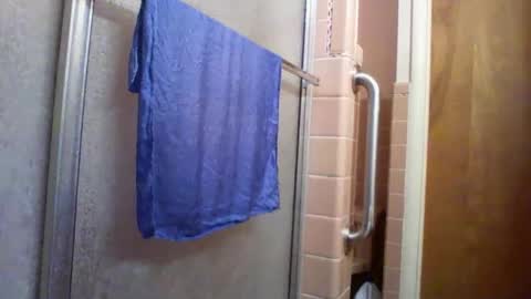 alienlove23 online show from February 14, 2026, 6:15 pm