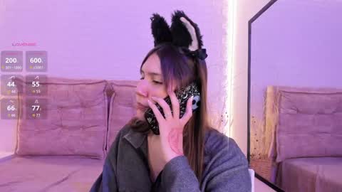 alina_everly online show from April 16, 2026, 7:58 pm