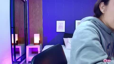 Alina online show from October 30, 2025, 11:22 am