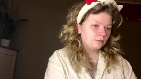 Alina online show from April 16, 2026, 8:31 pm