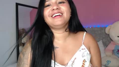 Snapshot of alinakiss_ chatting on April 26, 2026, 11:57 pm lili online show from April 26, 2026, 11:57 pm