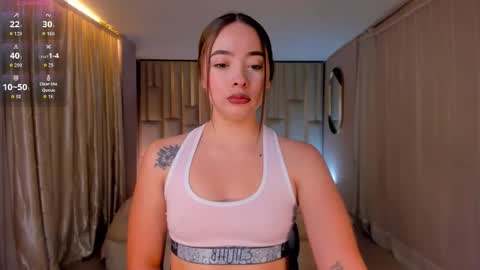 Snapshot of alinakravitz_ chatting on September 26, 2025, 11:47 am alinakravitz_ online show from September 26, 2025, 11:47 am