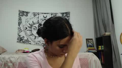 Snapshot of alinawoolf_ chatting on December 4, 2024, 2:31 am Ali online show from December 4, 2024, 2:31 am