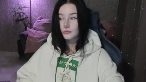 Aline Greeeen online show from September 28, 2025, 4:51 am