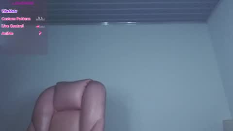 Snapshot of alisa__cain chatting on October 3, 2025, 5:26 am Alejandra online show from October 3, 2025, 5:26 am