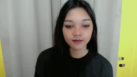 Snapshot of alisa_kiss_ chatting on December 21, 2024, 9:33 am Shanti xhey online show from December 21, 2024, 9:33 am