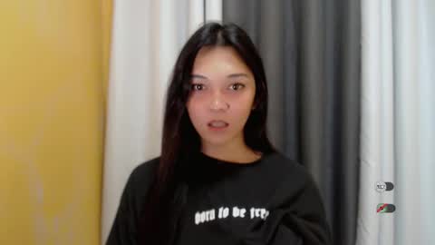 Snapshot of alisa_kiss_ chatting on January 18, 2025, 3:27 pm Shanti xhey online show from January 18, 2025, 3:27 pm
