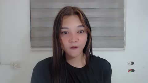 Snapshot of alisa_kiss_ chatting on January 29, 2025, 1:27 am Shanti xhey online show from January 29, 2025, 1:27 am