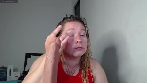 alisa_u online show from November 18, 2025, 11:37 pm