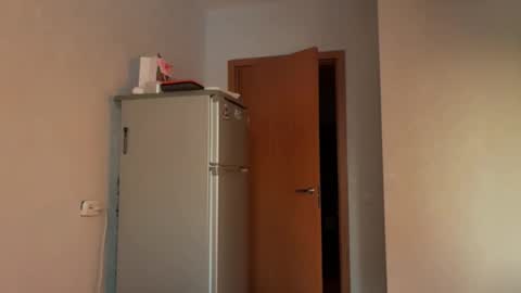 alisa online show from February 5, 2026, 1:27 pm