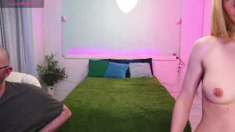 Alisa Aleks online show from May 31, 2026, 6:09 pm