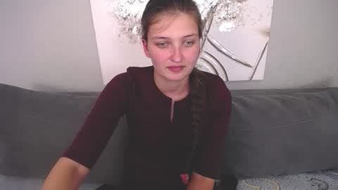 Snapshot of alisaperes chatting on September 19, 2025, 12:28 pm Alisa online show from September 19, 2025, 12:28 pm
