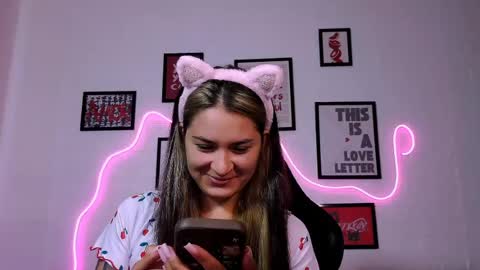 Alisa online show from June 19, 2026, 2:21 pm