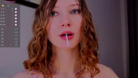 Alisa online show from April 10, 2026, 8:13 pm