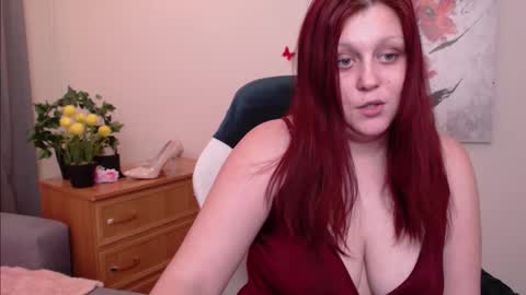 Snapshot of alisawoods_ chatting on February 21, 2026, 1:45 pm Alisa online show from February 21, 2026, 1:45 pm