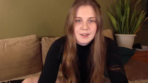 Snapshot of alisaxxxshy chatting on January 21, 2025, 3:15 am alisaxxxshy online show from January 21, 2025, 3:15 am