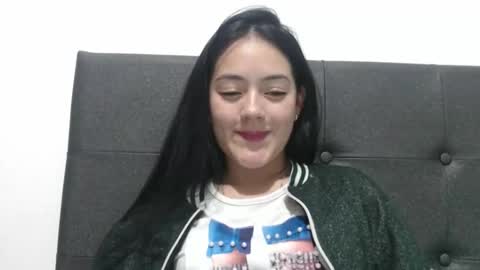 Snapshot of alisha_9997 chatting on September 18, 2025, 11:51 pm alisha_9997 online show from September 18, 2025, 11:51 pm