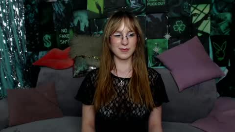 Snapshot of alishakelly chatting on April 4, 2026, 4:48 pm alishakelly online show from April 4, 2026, 4:48 pm