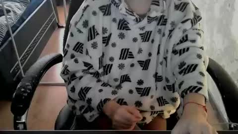 Alisa online show from January 11, 2026, 1:27 pm