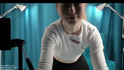 Snapshot of aliska_dark chatting on February 6, 2025, 12:26 pm Alice online show from February 6, 2025, 12:26 pm